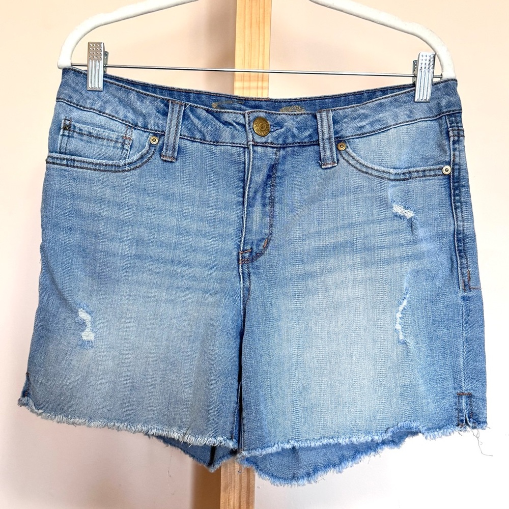Seven7 Light Blue Distressed Jean Shorts Size 8